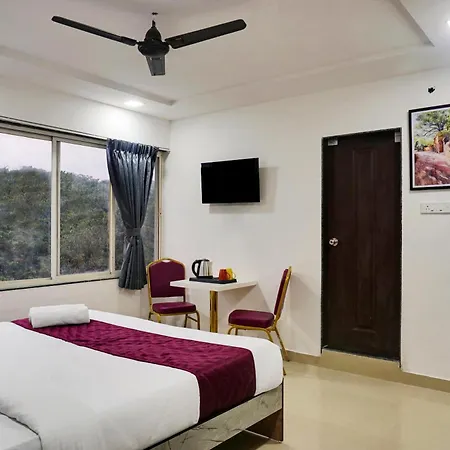 Hotel Orchard Park-2