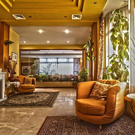Hotel Lory & Ristorante Ferraro-3