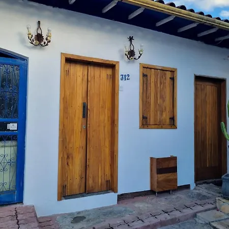 Pousada Casa da Cintia-3
