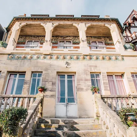 La Villa Louis, maison d'hôtes, vue mer-3
