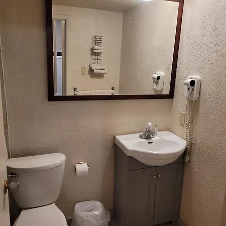 Sand Castle Suites Motel-2