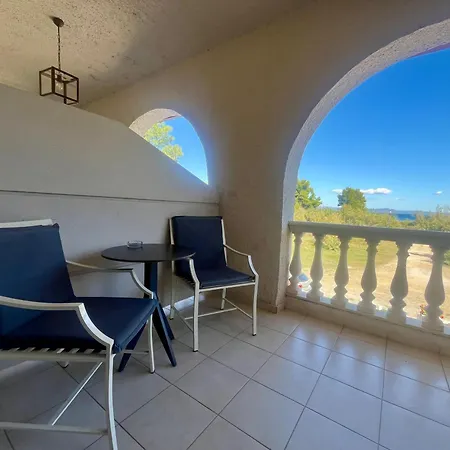 The Beach House - Apartments & Studios (Adults Only)-3