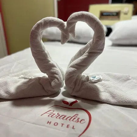Hotel Paradise-3