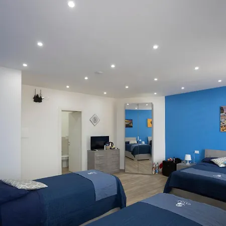 Giuly Suites & Rooms-2
