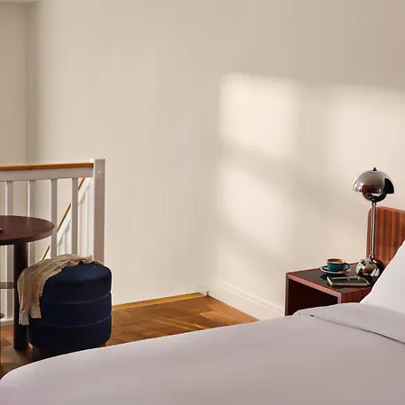 The Hoxton Lloyd Amsterdam City Centre East-3