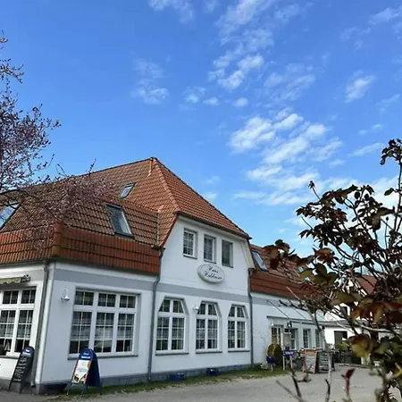 Pension&Restaurant Haus Hiddensee-2