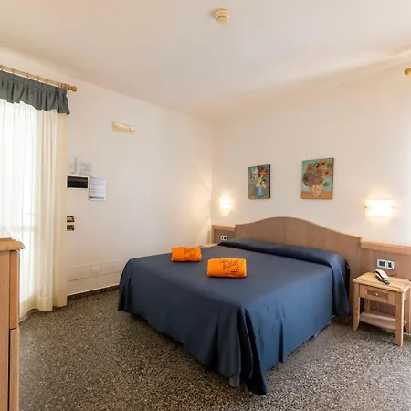 Hotel Thàlas Club-2