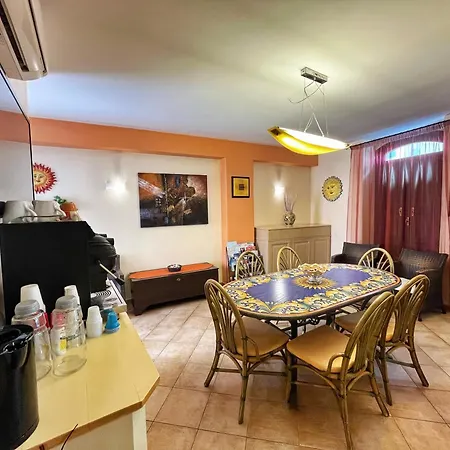 B&B Epos Acitrezza-2