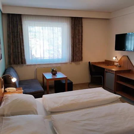 Dolomitenhotel Lienz-3