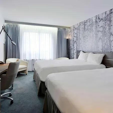 Doubletree By Hilton Ottawa Downtown-2