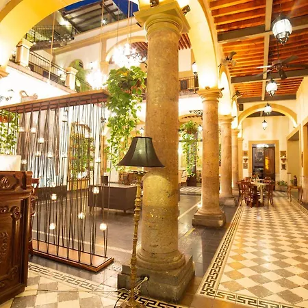 Casa Pedro Loza-2