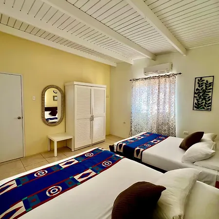 Bubali Gardens - Eagle Beach'S Oasis-3