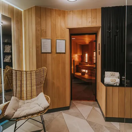 Hotel Golden Queen-3