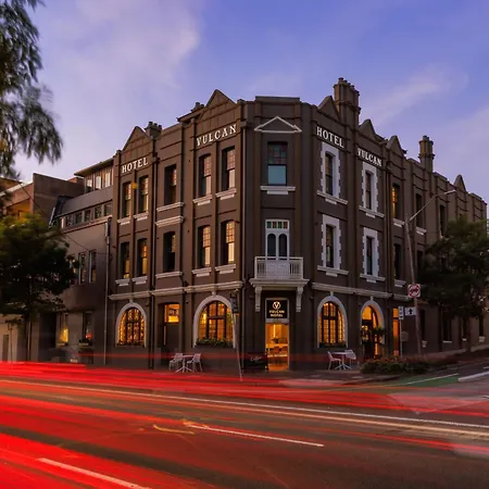 Vulcan Hotel Sydney-3
