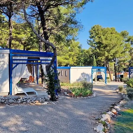 Aminess Planet Camping Port9 Holiday Homes-2