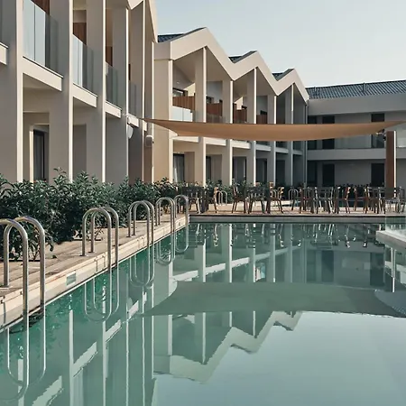 Aqua Bay Suites-3