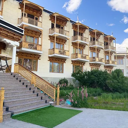 Raku Guest House - A Peaceful Stay In The Heart Of Leh-3