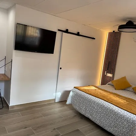 Rovior Rooms-2