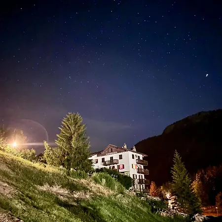 Hotel Paradisia-3