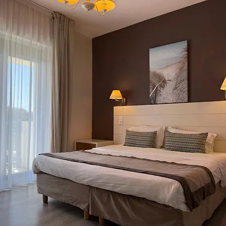 Hotel Des Pins-3