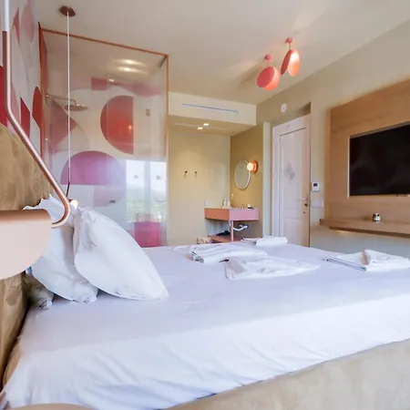 Rose Club Apartments-3