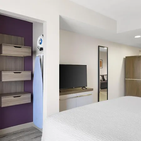 Hilton Garden Inn Albuquerque Airport-3