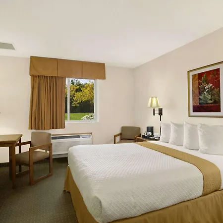 Days Inn By Wyndham Rapid City-2