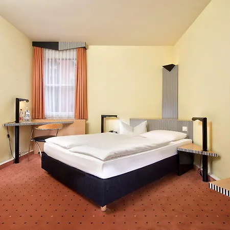 Tryp By Wyndham Halle-2