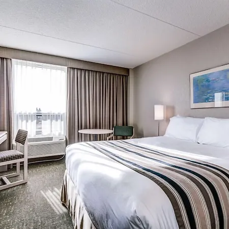Heritage Inn Hotel & Convention Centre - Saskatoon-3