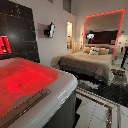Escapade Blésoise Chambres-Appart-Loft&Spa-Jacuzzi-2