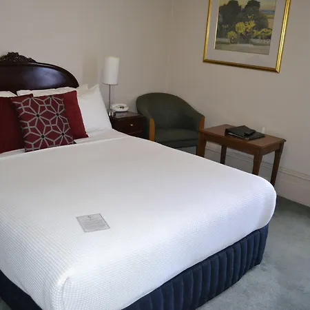 The Hotel Shamrock-3