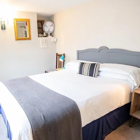 Tower House Guest House-2