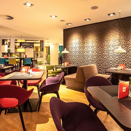 Park Inn By Radisson Nuernberg-3