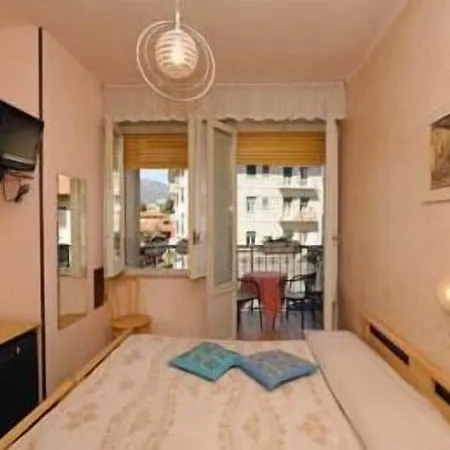 Hotel Elena-3