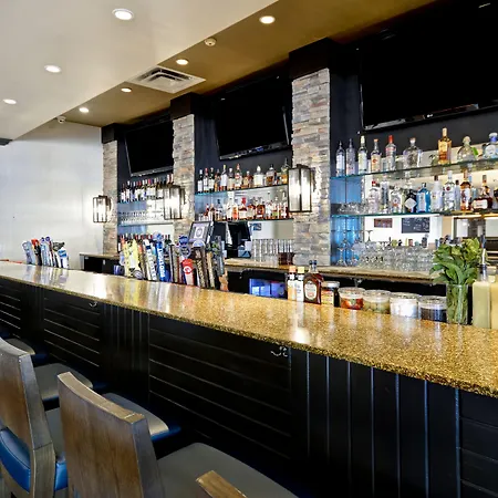 Holiday Inn Detroit Metro Airport By Ihg-3