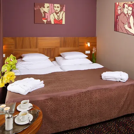 1.Republic Hotel-3