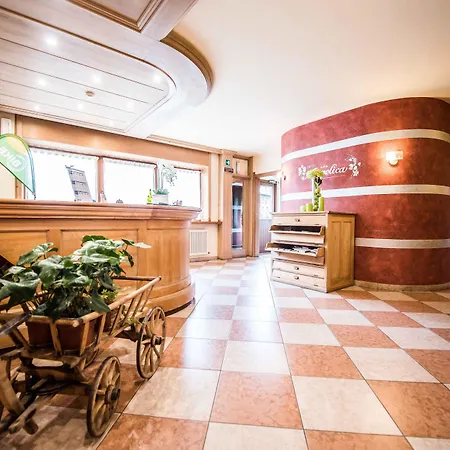 Hotel Angelica-3