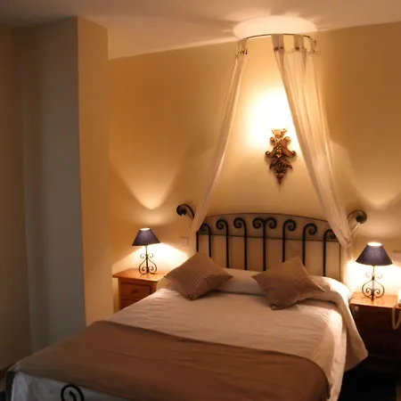 Hotel Arco San Vicente-3