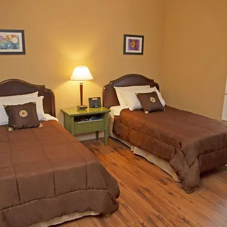 Hotel Squamish-3