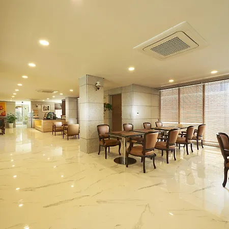 Noble Hotel-3