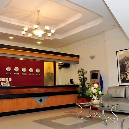 Machado'S Plaza Hotel-3
