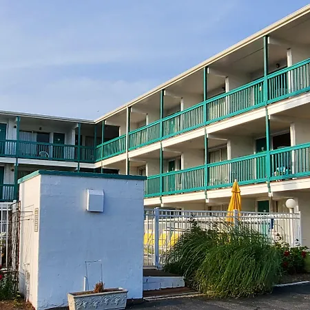 Shangri-La Motel-2