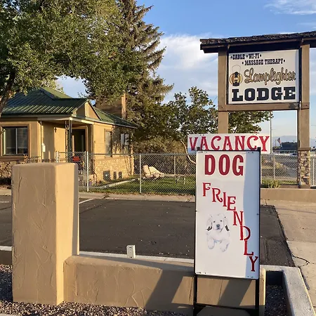 Lamplighter Lodge-2