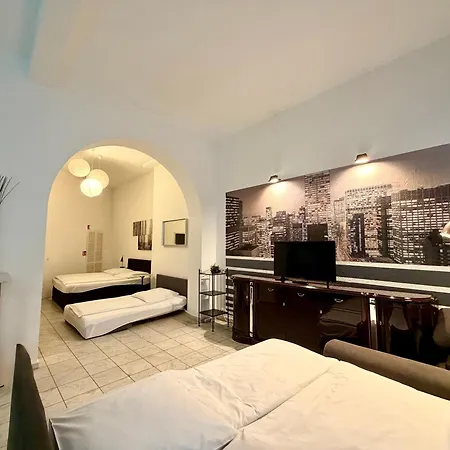 Altstadthotel Hayk am Rhein-3