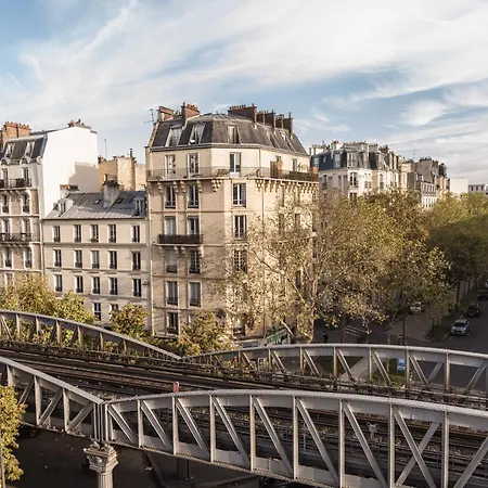 Hôtel Eiffel Segur-2