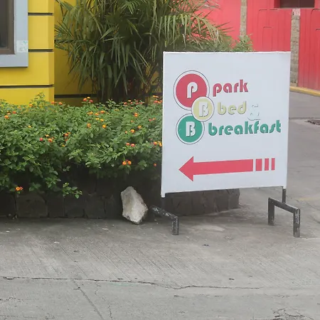 Park Bed And Breakfast Hotel Pasay-3