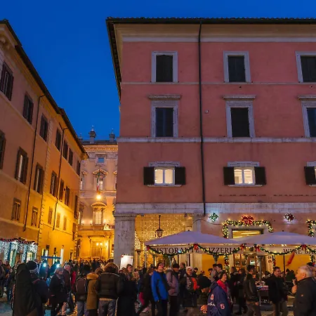 Rhea Silvia Luxury Navona-3