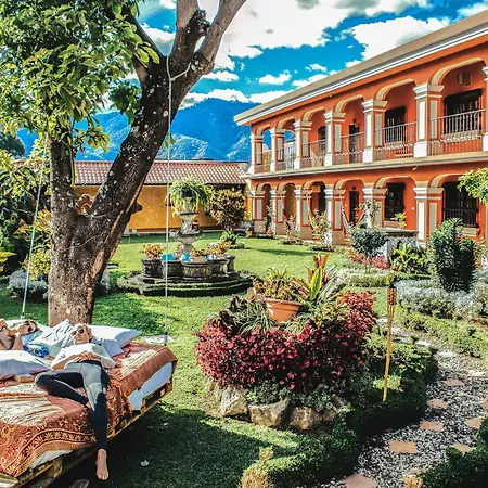 Socialtel Antigua-2