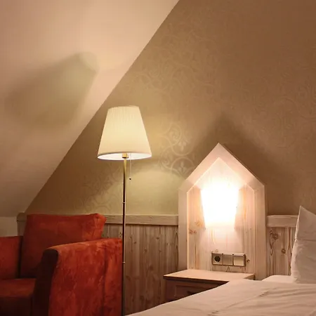 Central-Hotel-2