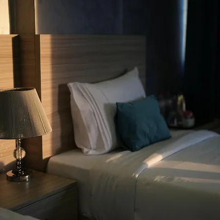 Mar Charbel Hotel Cairo-2